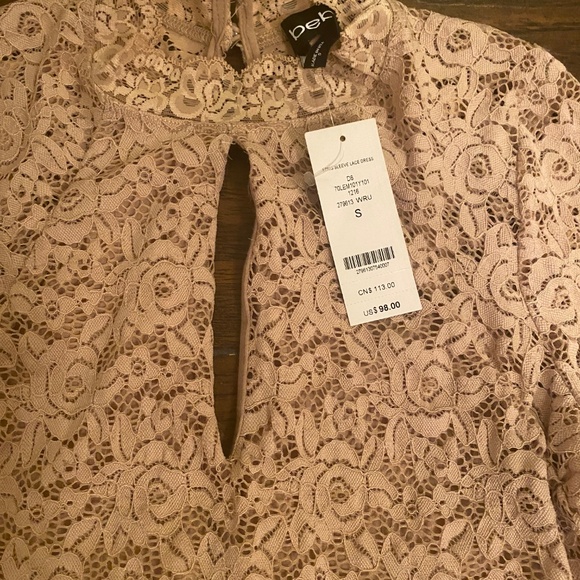 Sheer sleeve nude/tan Bebe dress size s - Picture 2 of 3